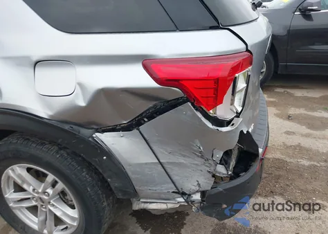 2022 Ford Explorer Xlt z USA, uszkodzony, nr VIN 1FMSK7DH6NGA04947